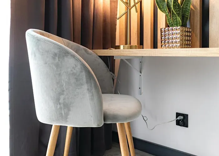 Brzoskwiniowy * Wrocław